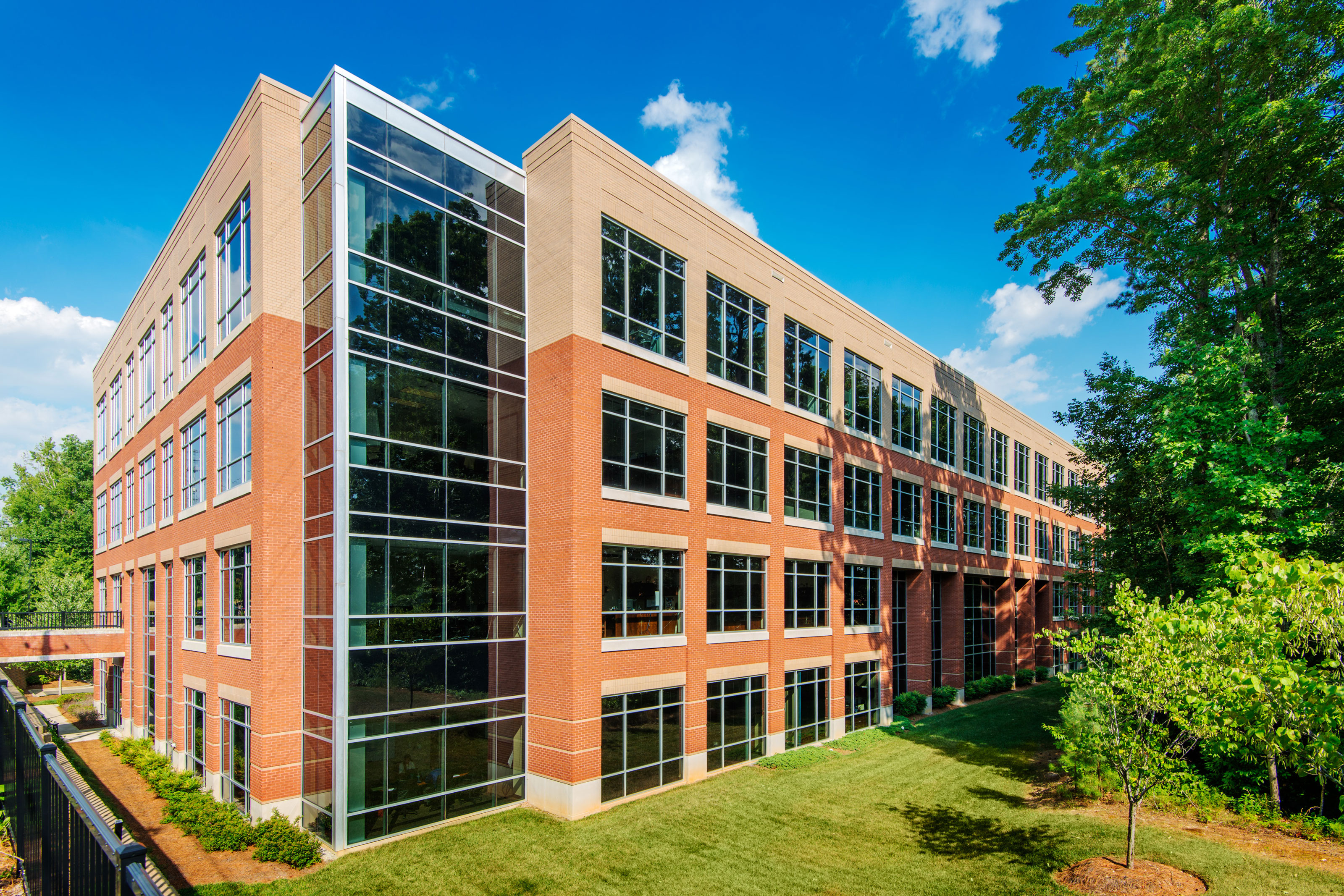 Regency Creek office building exterior - available space for lease